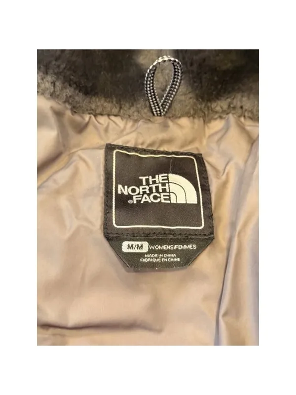 RARE The North Face women's medium 550 Blk down fill Winter puffer Bomber coat - Image 2