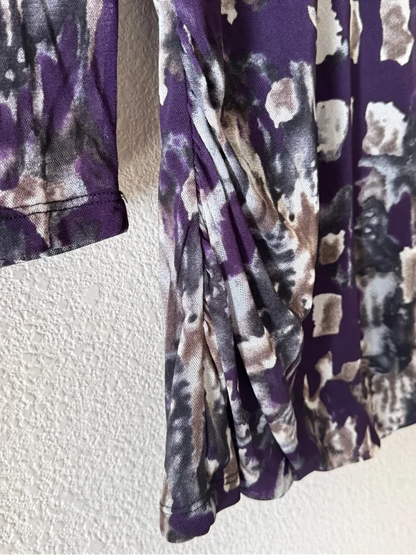 GNW Purple Abstract Print 3/4 Sleeve V-Neck Top - Image 3