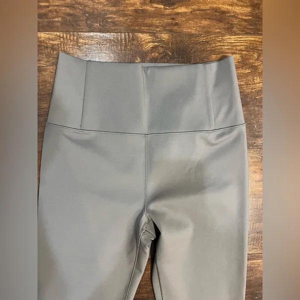 Vuori Evolve 7/8 Leggings - Image 7
