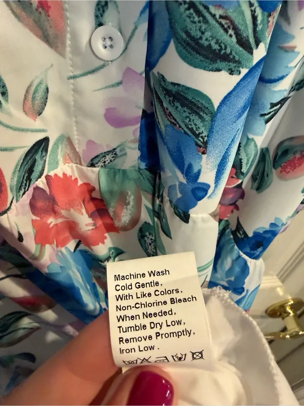 Pretty Garden Button-Front Floral Midi Dress in Blue & Pink - Image 10