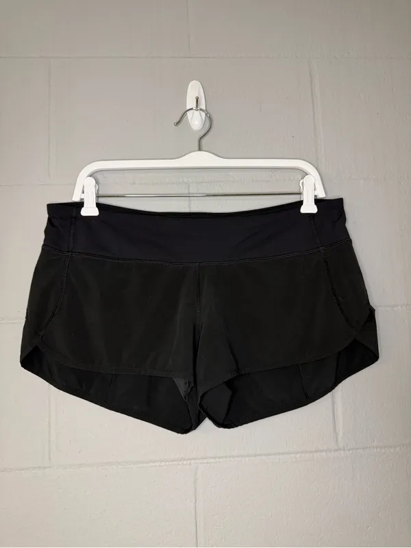 Lululemon Speed Short *4-way Stretch 2.5" in Black Women’s Sz 10 Y2K Activewear - Image 4