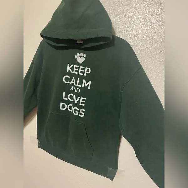 Keep Calm and Love Dogs Hoodie Green Gildan Pullover Sweatshirt Medium - Image 3