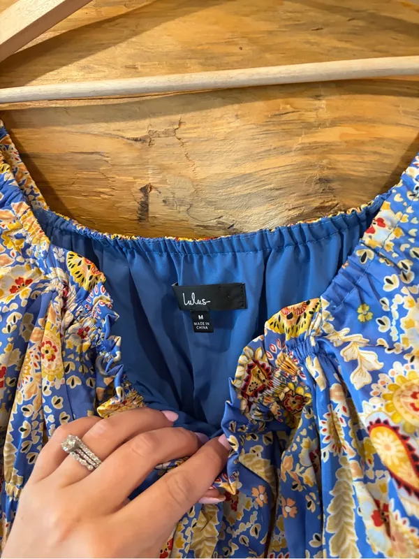 Lulus Staying Cute Blue Paisley Satin Ruffled Long Sleeve Top size Medium - Image 4