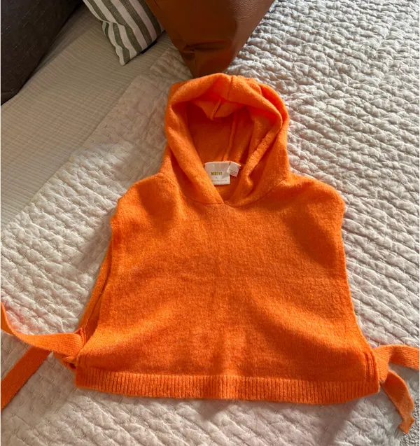 Anthropologie Maeve Orange knit sleeveless hooded cropped sweater - Image 6