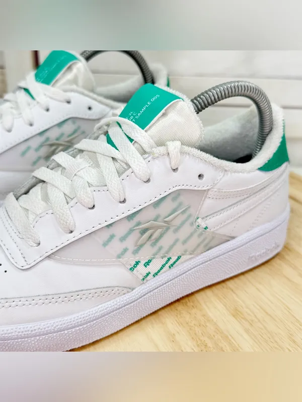 Reebok Club C 85 Logo Tennis Shoes Sneakers White Green Women Size 8 Preppy - Image 7