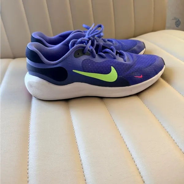 Nike Purple Sneakers 5Y Womens 6.5 Revolution 7 (GS) road running shoes - Image 7
