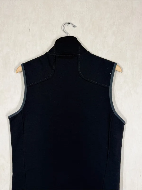 Smartwool Women’s PhD Hyfi Merino Wool Vest Full Zip in Black M - Image 6