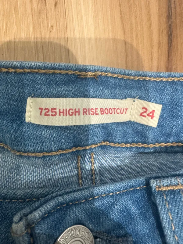 Levi’s Bootcut Women’s Jeans - Image 3