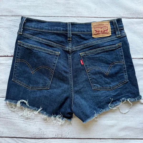 Levi Ultra High Rise Shorts Sz 29 - Image 6