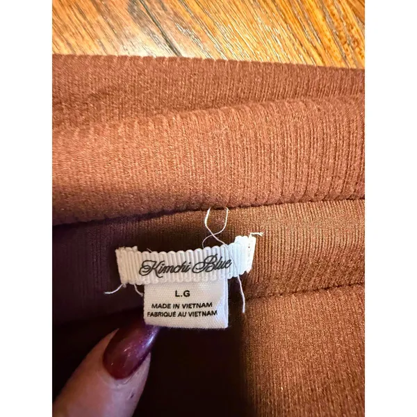 Kimchi Blue off the shoulder sz L shirt - Image 3