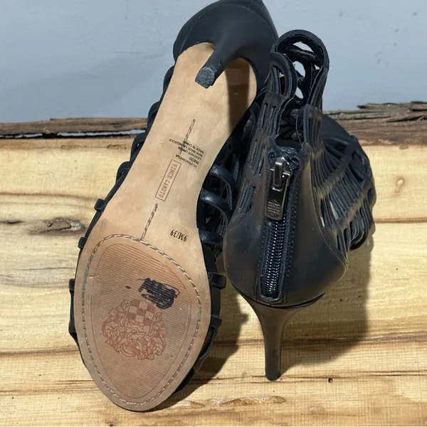 VINCE CAMUTO FONTANELA Shoes Caged Peep Toe Stiletto Heel Bootie Size 9‎ B100 - Image 7