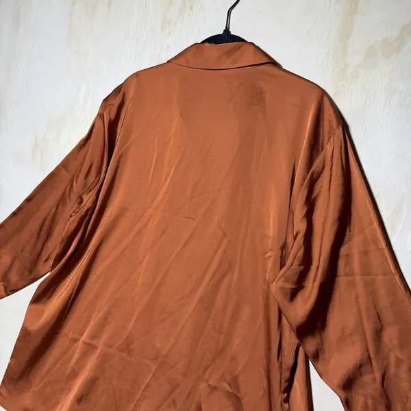 Abercrombie & Fitch Women's XL Satin Button Front Blouse Copper Long Sleeve NWT - Image 8