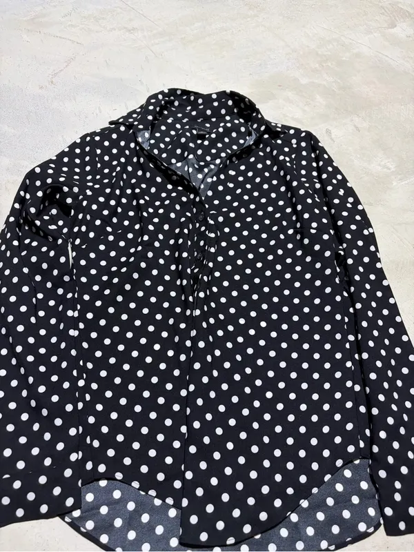 Ann taylor Polka Dot Button-Up Shirt Black/White XS - Image 2