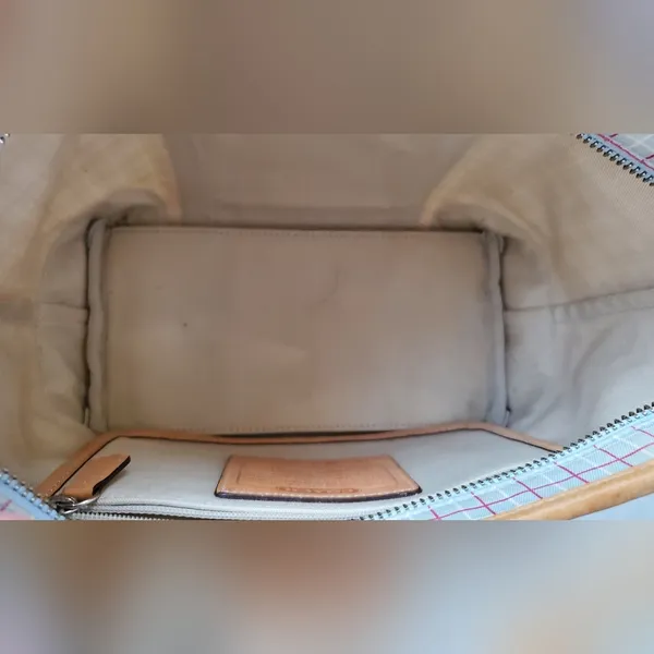 Coach - Plaid Tote Bag with Tan Accents & Hangtag - Image 8