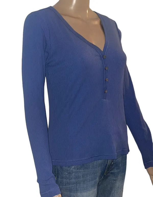 Old Navy Ribbed Henley Top - Image 2