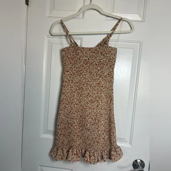 Blush Rust and Cream‎ Patterned Dress Size Medium - Image 3