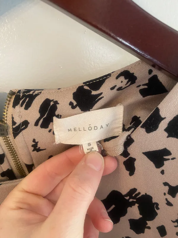 MELLODAY Boutique Short Sleeve Top - Image 2