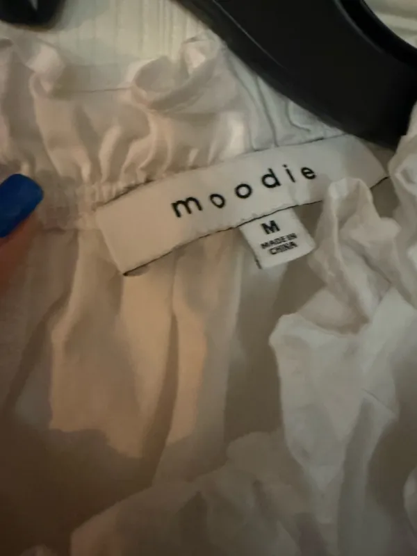Moodie medium tiered dress White - Image 2