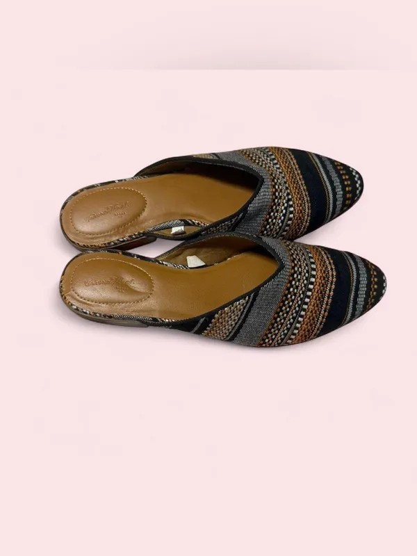 Universal Thread Black, Brown & Tan Woven Slip-On Mules - Image 2