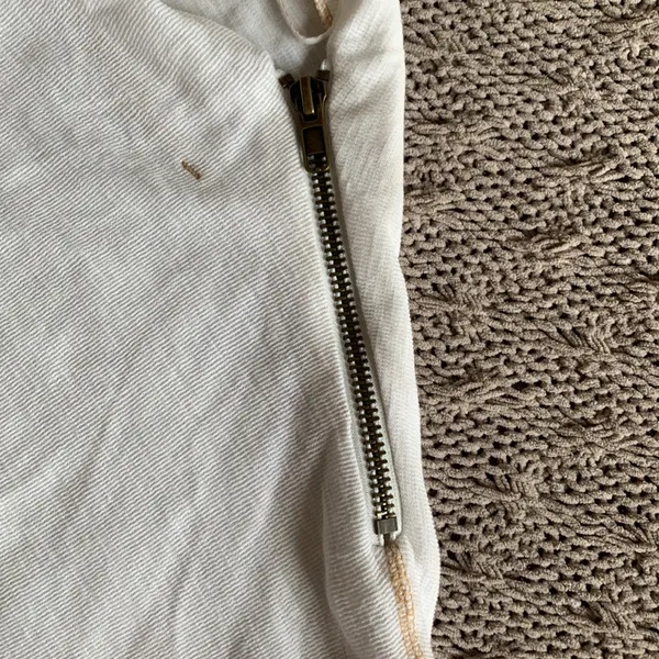 Free People top with zipper - Image 4