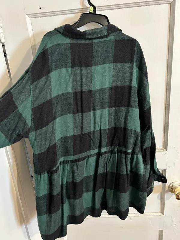 American Eagle Green Plaid Flannel Oversized - Image 3