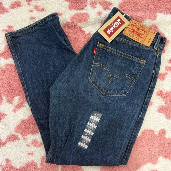 Vintage Y2K Levi’s 524 Ultra Low Rise Bootcut Jeans W33 L32 NWT 100% Cotton Dark Wash Rare Tag Error WPL 423 - Image 4