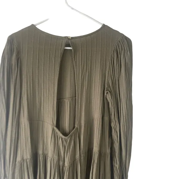 American Eagle Women's Size XS Olive‎ Green Tiered Babydoll Top - Image 7