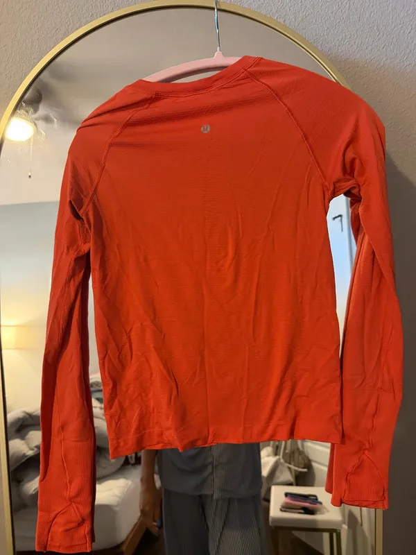 Lululemon Long Swiftly Sleeve - Image 2