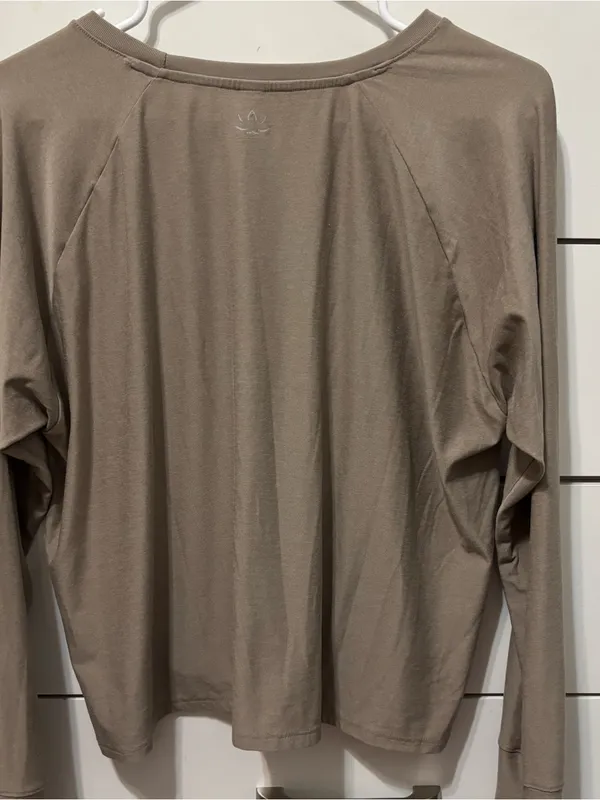 Beyond Yoga Tan Long Sleeve Top - Image 3
