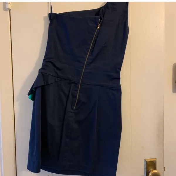 French Connection One Shoulder Navy Cocktail Dress Size 4 - Image 3
