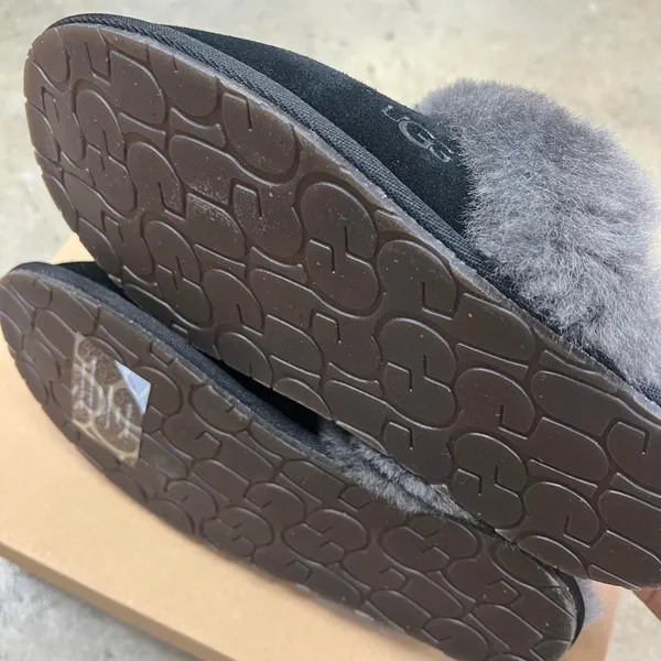 Ugg Women's Black Slides - Image 7