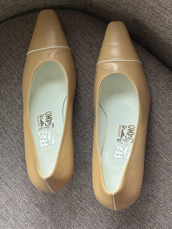 Salvatore Ferragamo Cap Toe Heels Shoes 9.5 - Image 11