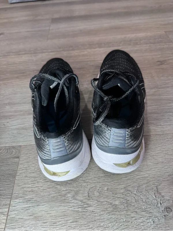 ASCIS Gel Kayano 28 Black White - Image 4