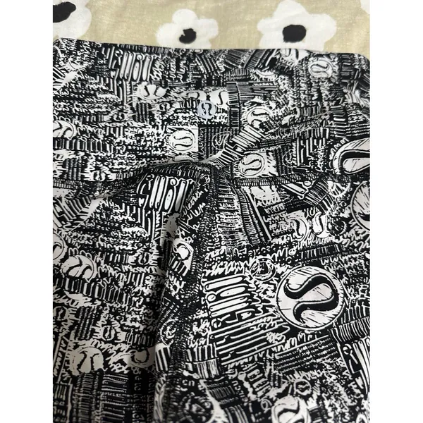 Lululemon leggings - Image 6