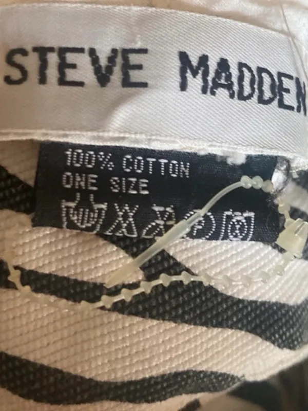 Steve Madden White Canvas Baker Boy Newsboy Cap - Image 5