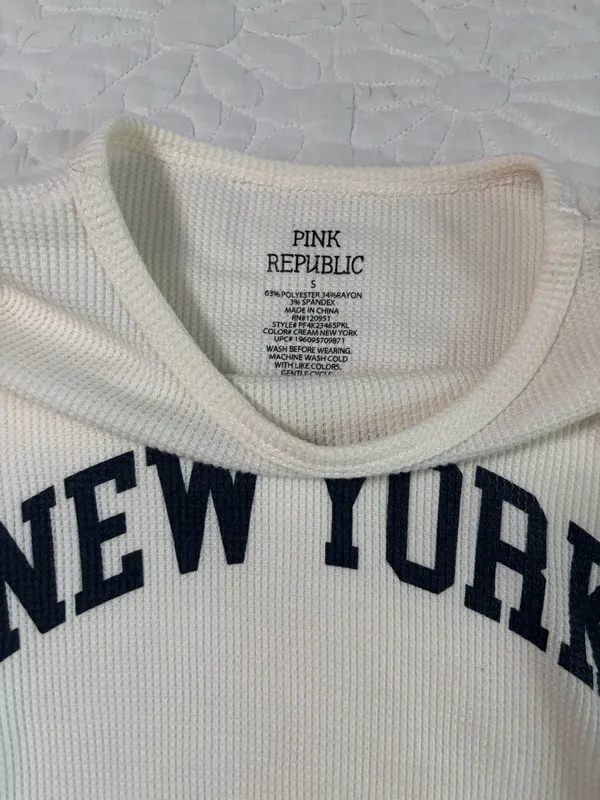 White New York long sleeve waffle knit top - Image 2