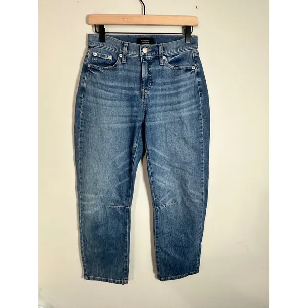 Banana Republic Darted Barrel Mid Rise Ankle‎ Jean Medium Wash 26/2 S/804434-03 - Image 2