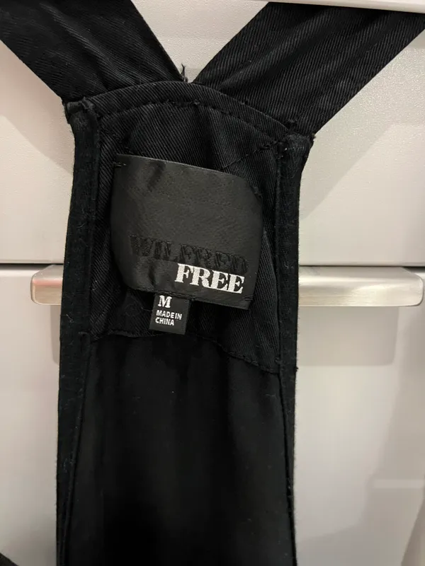 Aritzia Wilfred Free Black Beatriz Romper - Image 4