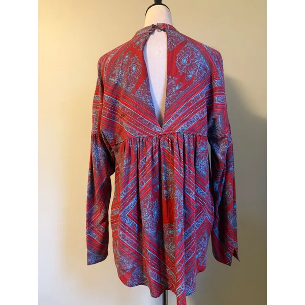 Free People‎ Red Blue walking on a dream Top xs boho whimsi fairy flowy Shirt - Image 4