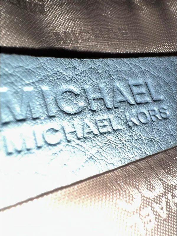 Michael Kors Light Blue Leather Crossbody Bag - Image 3