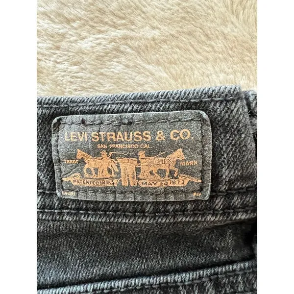 Levi's Women's 505 Straight Leg Jeans Black Denim Standard Size 8 - Image 7
