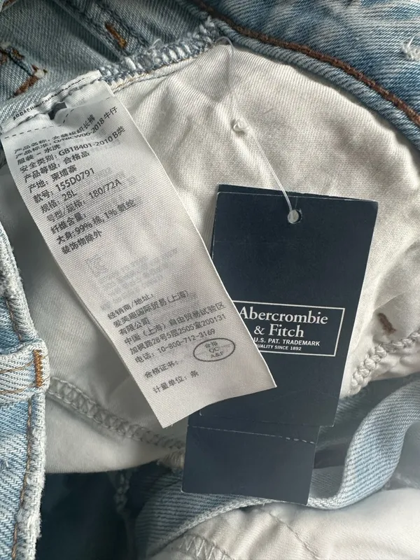 NEW Abercrombie & Fitch High Rise Light Blue Distressed Jeans Size 28 / 6 Curve - Image 8