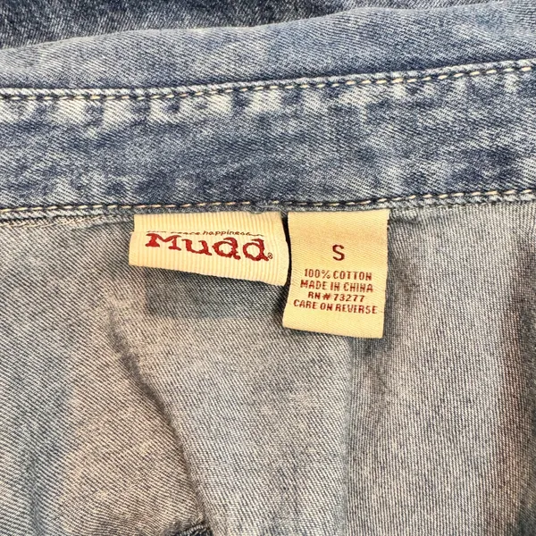 Mudd Acid Wash Denim Shirt Long Sleeve Button Down Cutout Back Women's‎ Small S - Image 4