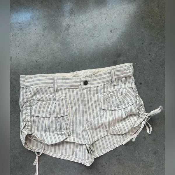 Free people vixen stripe cargo micro shorts size 10 - Image 2