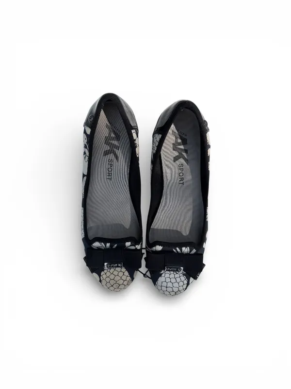 Anne Klein AK Sport Ballet Flats Womens Size 9M Black White Floral Comfort Shoes - Image 2