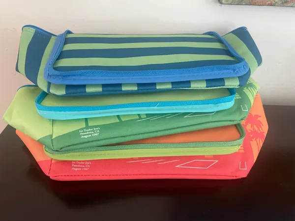Trader Joe's Mini Insulated Tote - Lime Green & Teal - Image 10