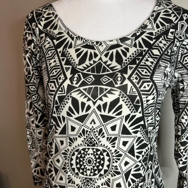 Billabong Long Sleeve Dress - Image 4