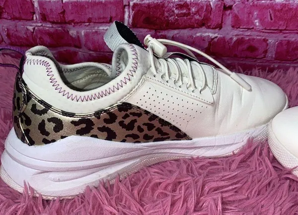 Women's Clove Nursing Shoe Size 8 White Leopard Purple‎ - Image 7