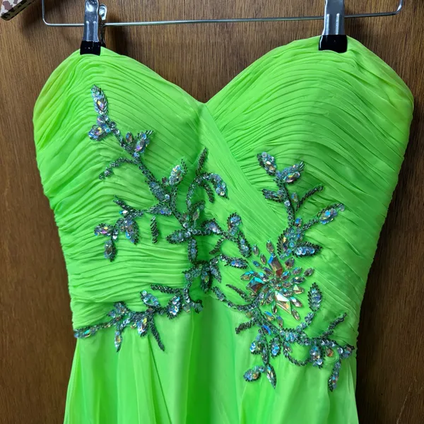 Mac Duggal Strapless Bedazzled Sparkle Long Chiffon Gown Dress Neon Green 10 - Image 4