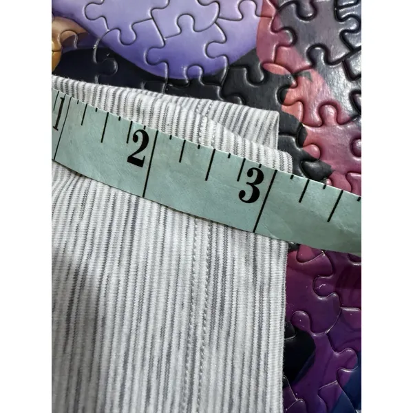 Lululemon On The Fly‎ Shorts Womens 4 Gray High Waist Pockets 3" Pull On Gym - Image 7